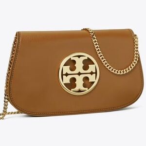 Tory Burch

REVA CLUTCH (NWB) INCLUDE DUST BAG

Color
Tiger's Eye